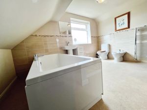 En suite- click for photo gallery